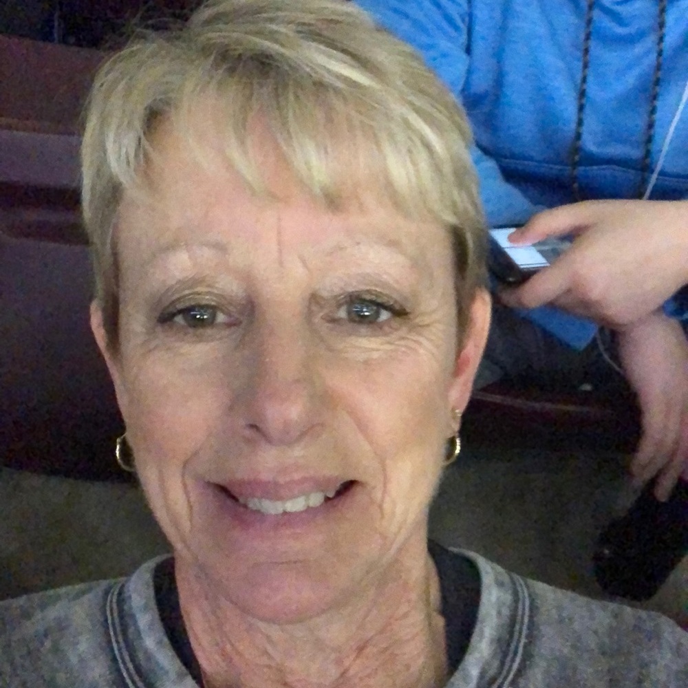 Meet your Posher, Carolyn